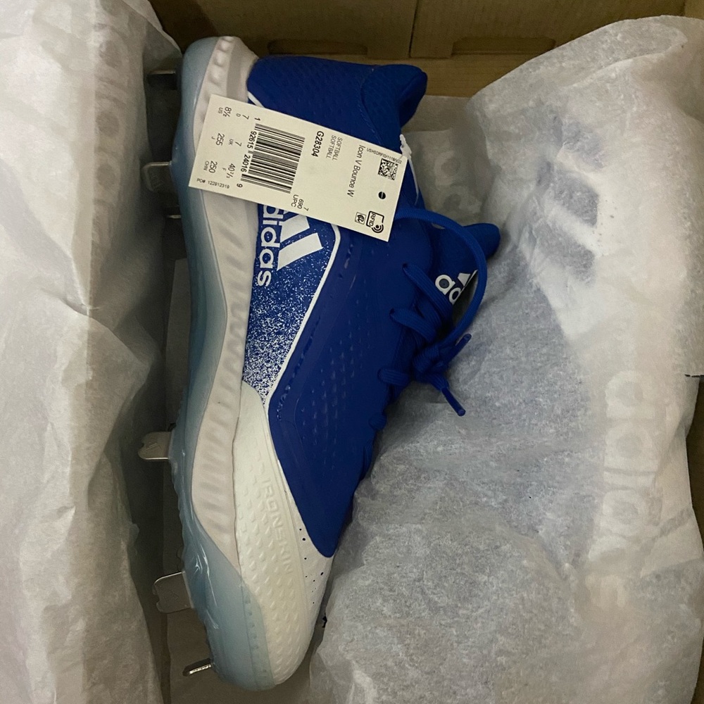 Adidas Icon V Bounce Cleats (W 8.5)